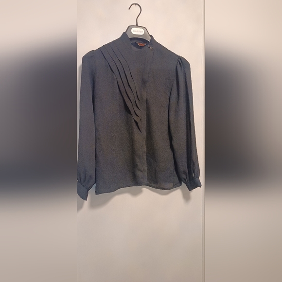 Classy Black Shirt - Picture 2 of 2